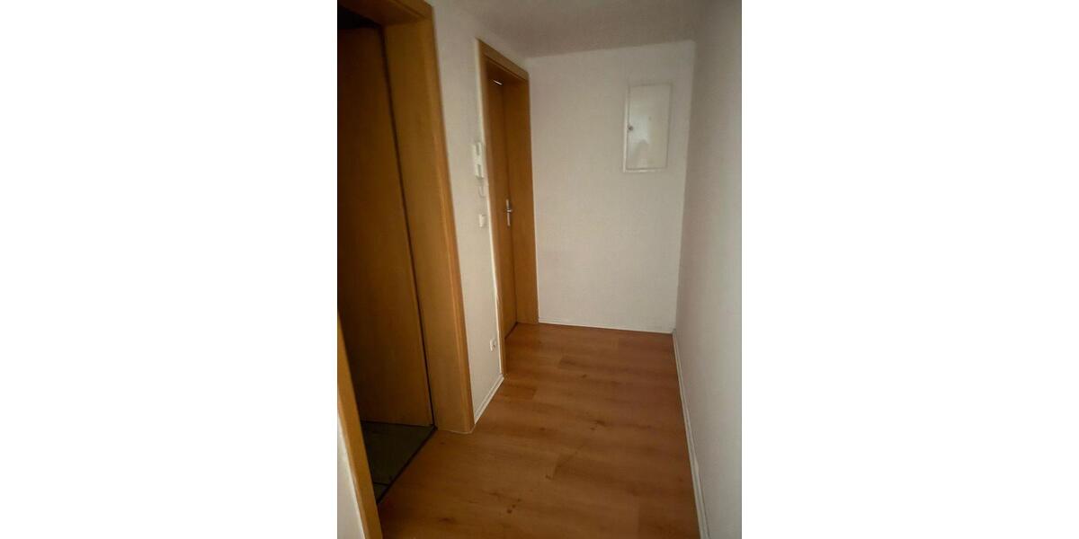 Etagenwohnung Oberschöna - 3 Zimmer, 60 m&sup2;, 400&euro; | Angebot:26488777