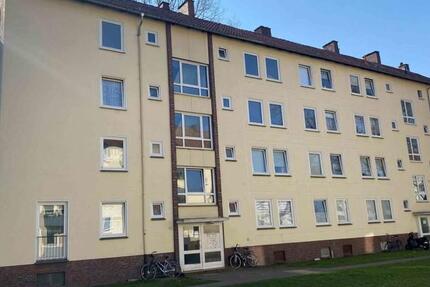 Renovierte 3-Zimmer-Wohnung mit Balkon