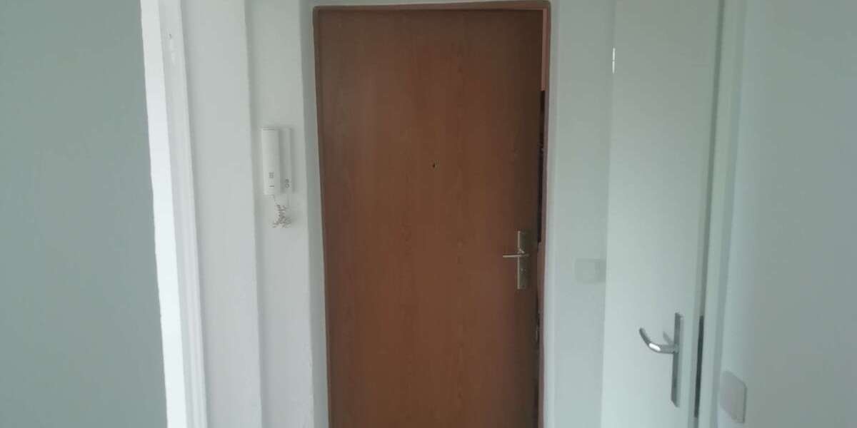 2 Zimmer Wohnung mit Einbauküche! 2 zimmer