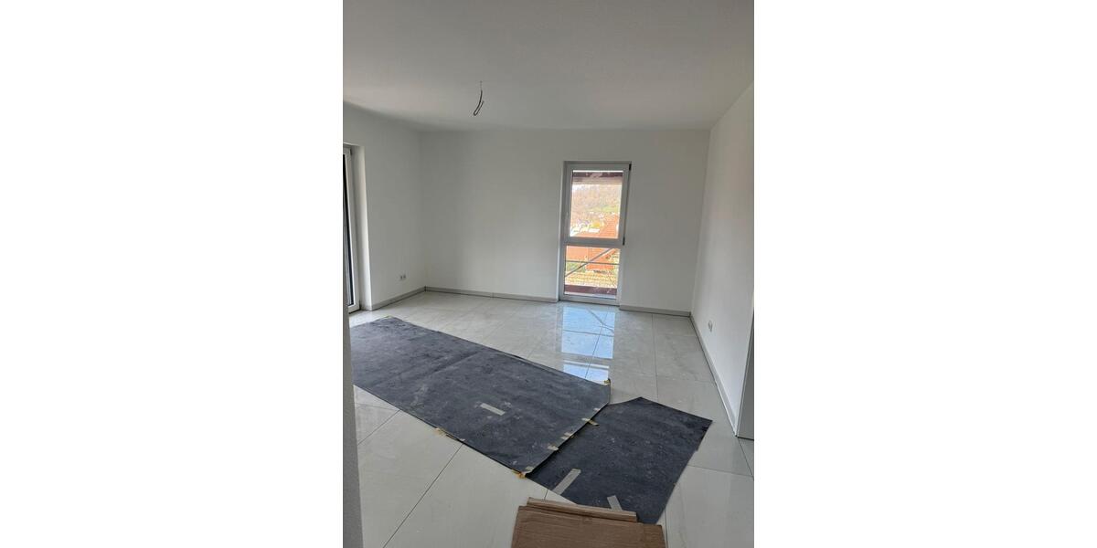 Erdgeschoßwohnung Reichelsheim (Odenwald) - 5 Zimmer, 121 m&sup2;, 1.200&euro; | Angebot:26592084