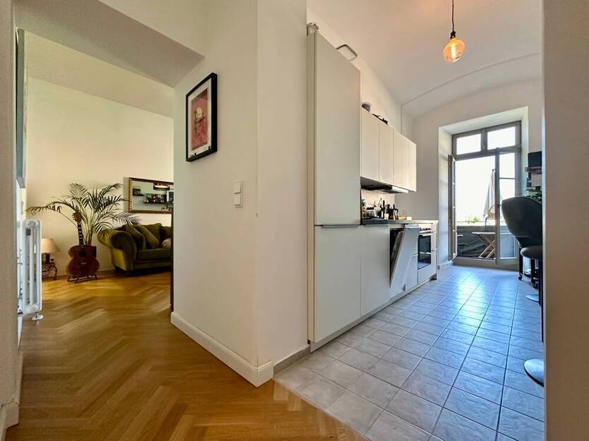 +++ DreiZimmerwohnung mit zwei Stellplätzen im Denkmalobjekt +++