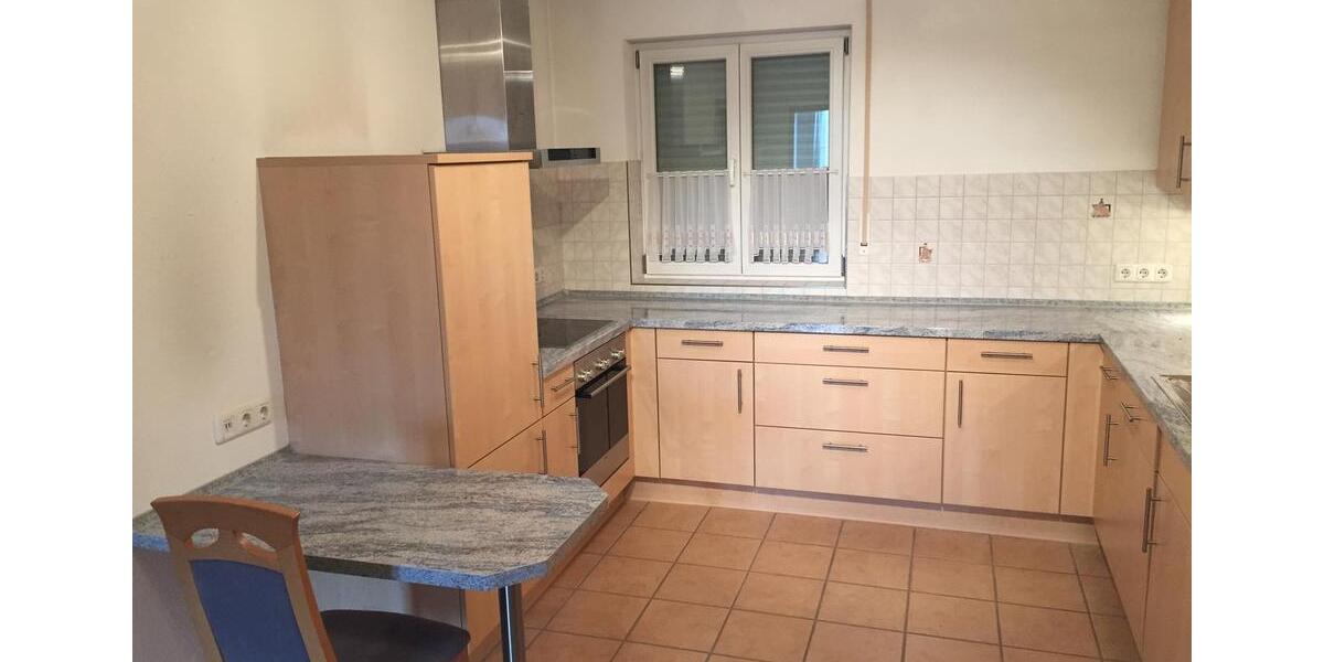 2-Zimmer-Wohnung mit Einbauküche und Balkon in Markt Schwaben 2 zimmer