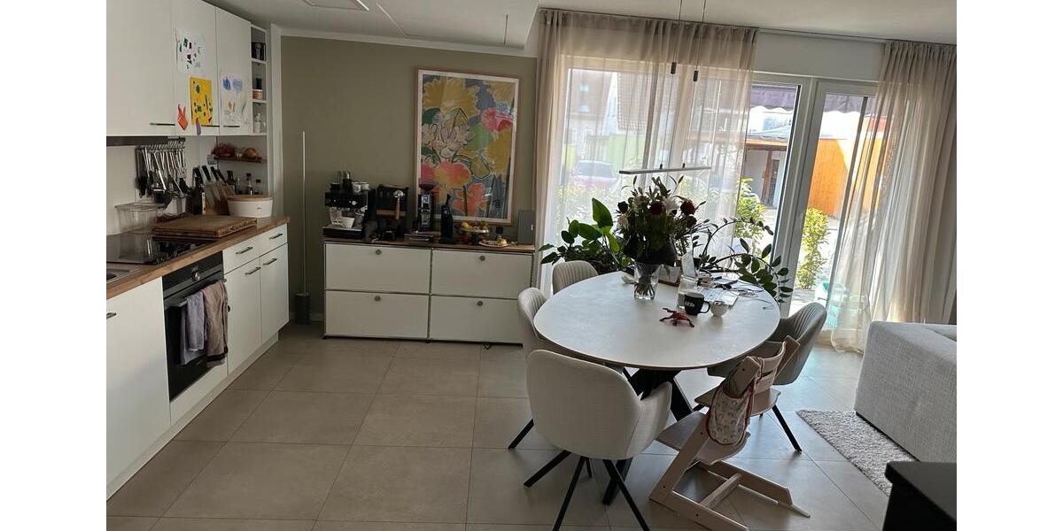 Erdgeschoßwohnung Gemmingen - 3 Zimmer, 83 m&sup2;, 1.295&euro; | Angebot:26007804