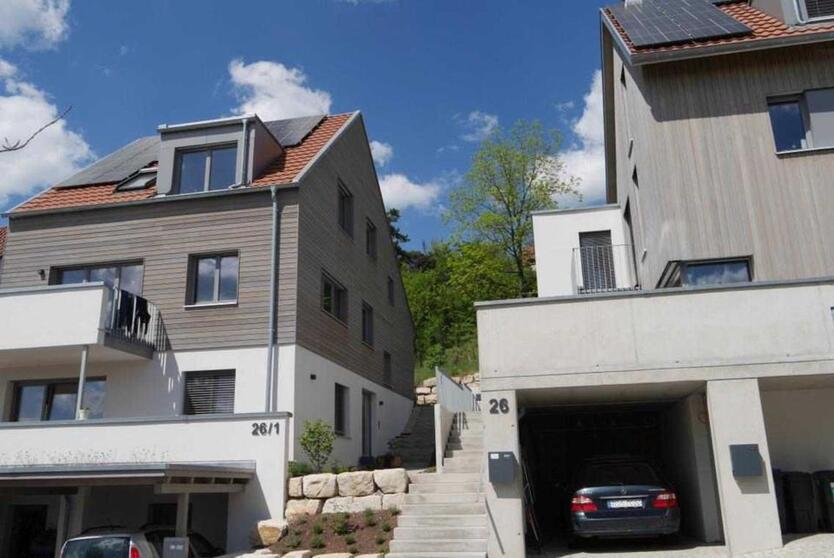 Großzügige, ruhige Wohnung in zentraler Aussichts-Lage