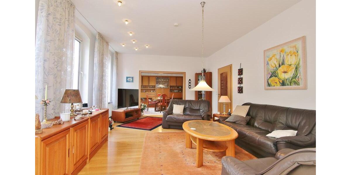 Etagenwohnung Schleswig - 3 Zimmer, 120 m&sup2;, 1.200&euro; | Angebot:26579117