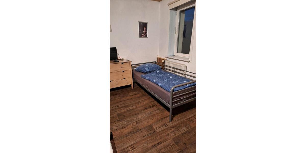 Wohnen auf Zeit Isernhagen - 3 Zimmer, 100 m&sup2;, 18&euro; | Angebot:24819402
