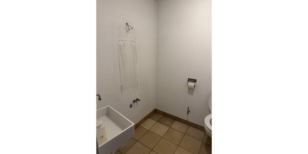 Etagenwohnung Schwabmünchen - 10 Zimmer, 200 m&sup2;, 1.900&euro; | Angebot:26251913