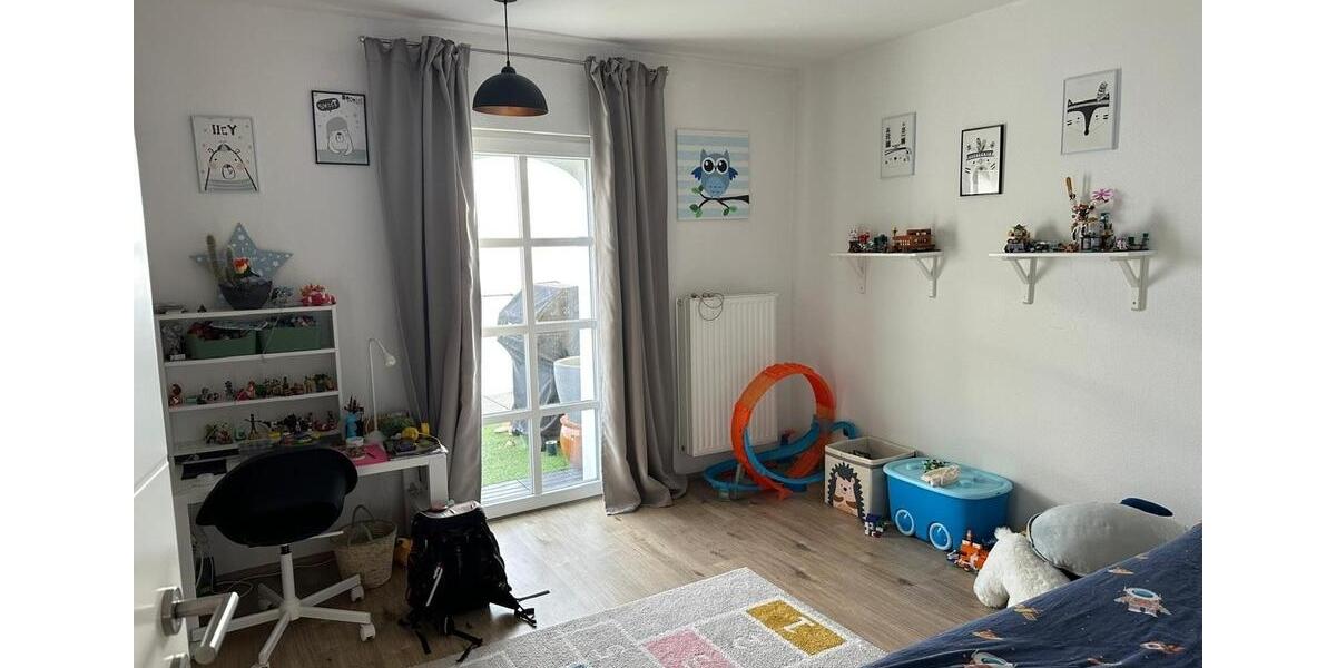 Etagenwohnung Untergriesbach - 4 Zimmer, 117 m&sup2;, 950&euro; | Angebot:25378301