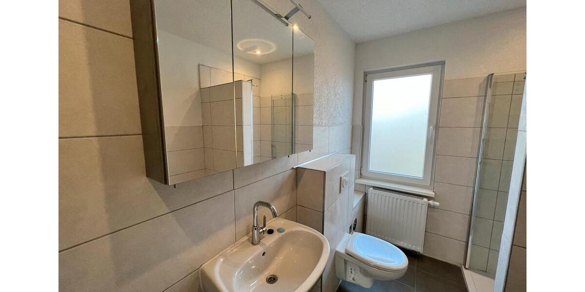 Erdgeschoßwohnung Bebra - 3 Zimmer, 81 m&sup2;, 650&euro; | Angebot:24794104