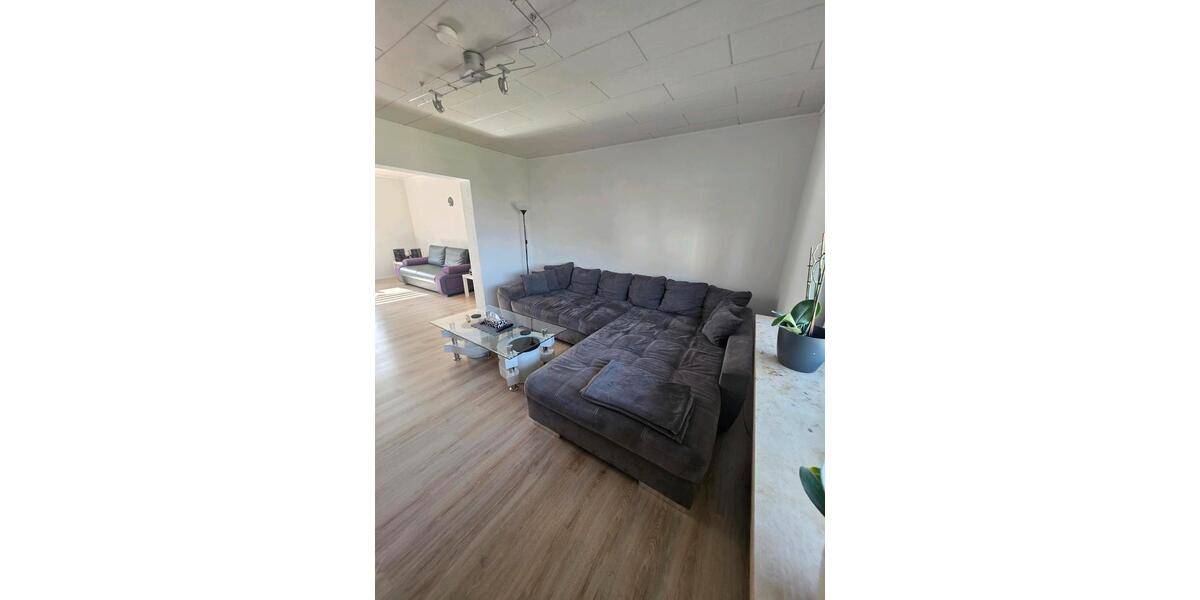Etagenwohnung Püttlingen - 3 Zimmer, 85 m&sup2;, 730&euro; | Angebot:26049468