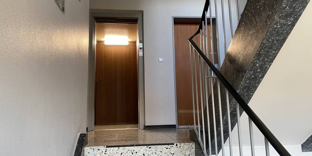 Etagenwohnung Bremen St. Magnus - 2 Zimmer, 70 m&sup2;, 580&euro; | Angebot:26093787