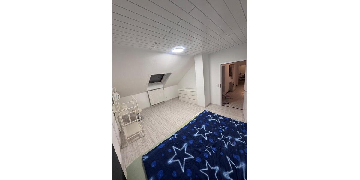 Dachgeschoßwohnung Hatzfeld (Eder) - 2.5 Zimmer, 90 m&sup2;, 650&euro; | Angebot:26611120