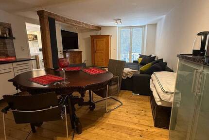 Voll möblierte 1,5 Zimmer Wohnung mit Terrasse
