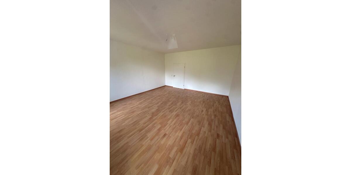 Helle 4ZKB mit Balkon und Garten 4 zimmer