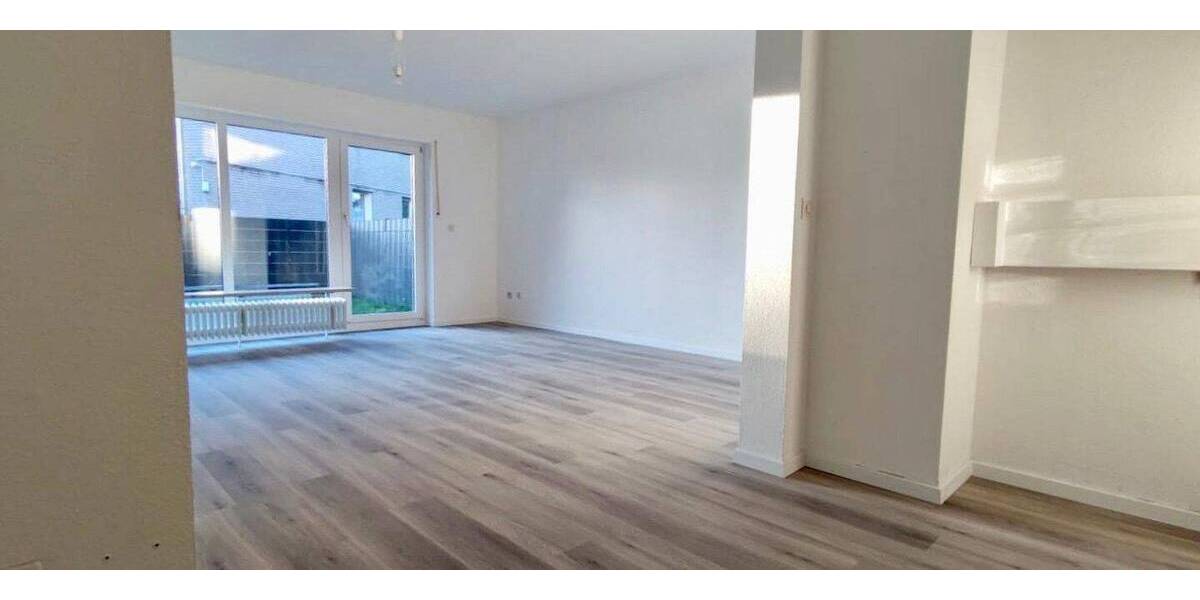 Etagenwohnung Paderborn OT Schloß Neuhaus Schloß Neuhaus - 3 Zimmer, 63 m&sup2;, 880&euro; | Angebot:26762622