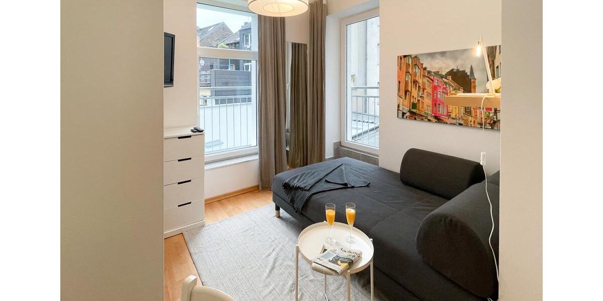 Wohnen auf Zeit Aachen Aachen-Mitte - 1 Zimmer, 15 m&sup2;, 900&euro; | Angebot:12346516