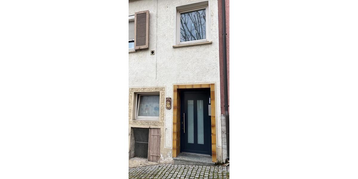 Etagenwohnung Weinsberg - 3 Zimmer, 40 m&sup2;, 540&euro; | Angebot:26055812