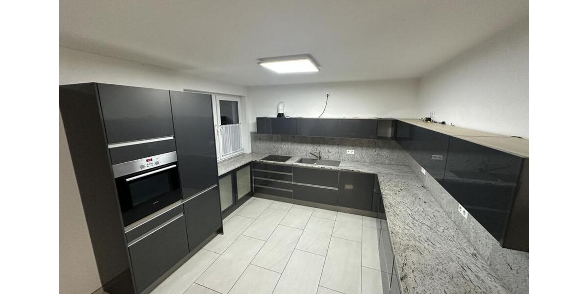 EG Wohnung voll möbliert mit großem Garten in Gütersloh 5 zimmer