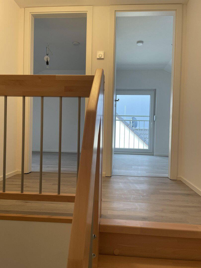 DHH links mit 5 Zimmern in Fredersdorf-Vogelsdorf 5 zimmer