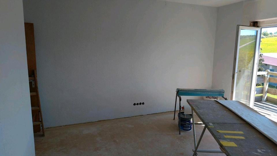 Etagenwohnung Neukirchen - 8 Zimmer, 135 m&sup2;, 1.350&euro; | Angebot:26406482