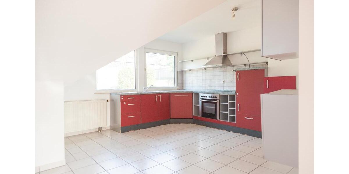 Dachgeschoßwohnung Staufenberg - 3 Zimmer, 96 m&sup2;, 950&euro; | Angebot:26395144