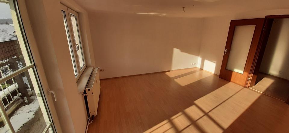 Etagenwohnung Einbeck - 3 Zimmer, 83 m&sup2;, 450&euro; | Angebot:26368160