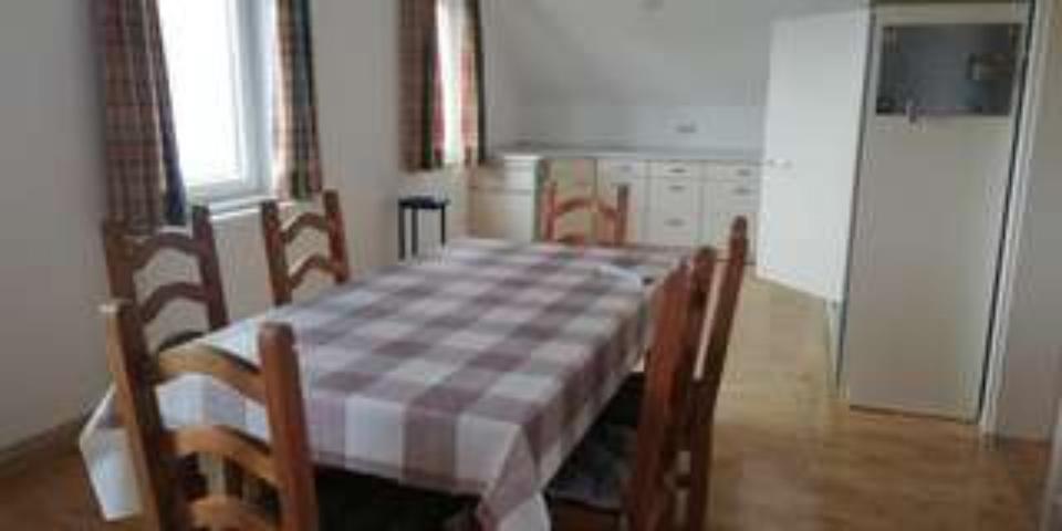 Dachgeschoßwohnung Schwäbisch Gmünd Bargau - 4 Zimmer, 100 m&sup2;, 850&euro; | Angebot:25428423