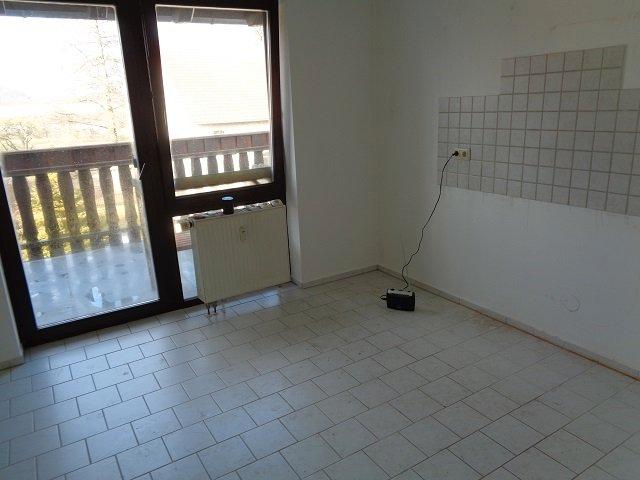 Dachgeschoßwohnung Triptis - 2 Zimmer, 65 m&sup2;, 455&euro; | Angebot:26035228