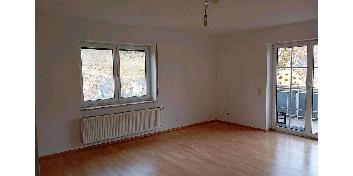 Erdgeschoßwohnung Hofbieber - 5 Zimmer, 128 m&sup2;, 949&euro; | Angebot:26083589