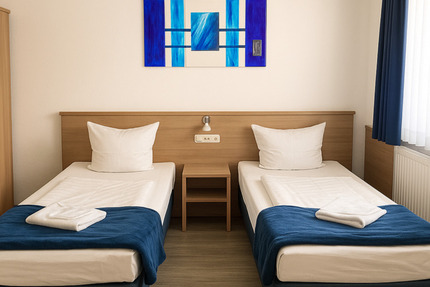 Wohnen auf Zeit Aiterhofen - 3 Zimmer, 16 m&sup2;, 70&euro; | Angebot:24589170