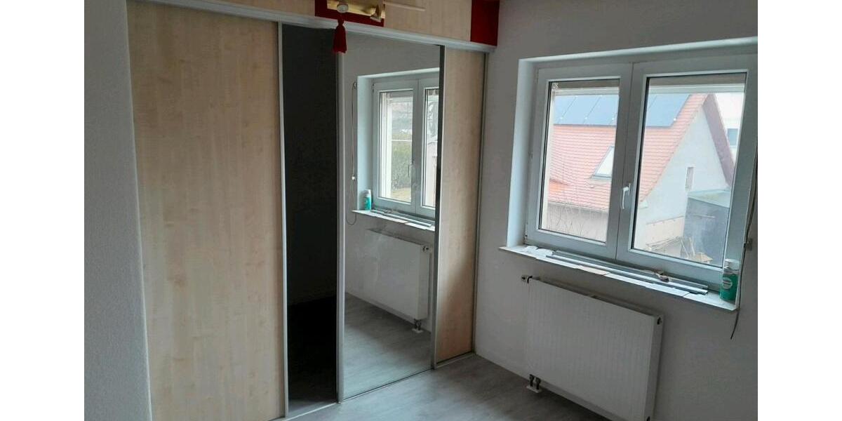 Einfamilienhaus Radeberg - 5 Zimmer, 140 m&sup2;, 1.500&euro; | Angebot:25143697