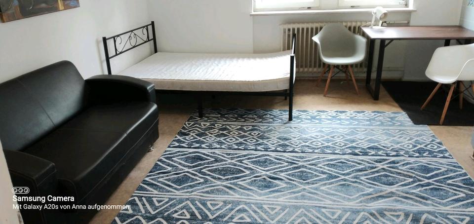 Etagenwohnung Dahn - 1 Zimmer, 32 m&sup2;, 250&euro; | Angebot:26041426