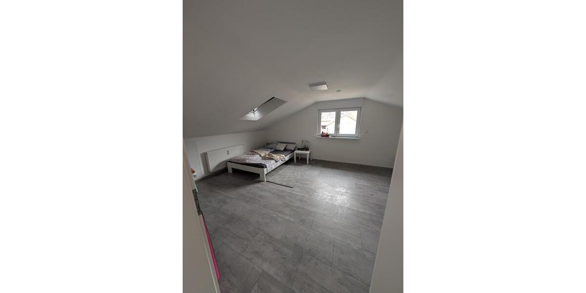 Dachgeschoßwohnung Geislingen an der Steige - 2.5 Zimmer, 60 m&sup2;, 700&euro; | Angebot:24864965