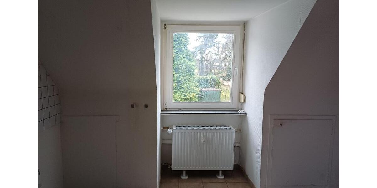 Dachgeschoßwohnung Aachen Eilendorf - 3 Zimmer, 80 m&sup2;, 680&euro; | Angebot:24868558
