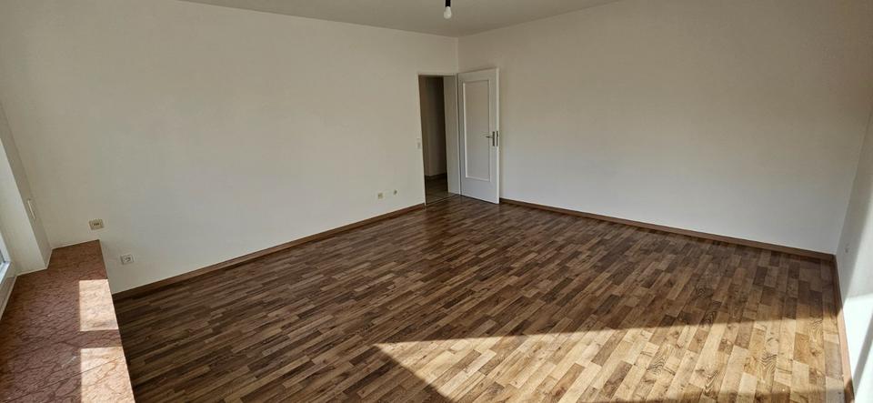 Helles freies WG Zimmer in Top Lage 1 zimmer