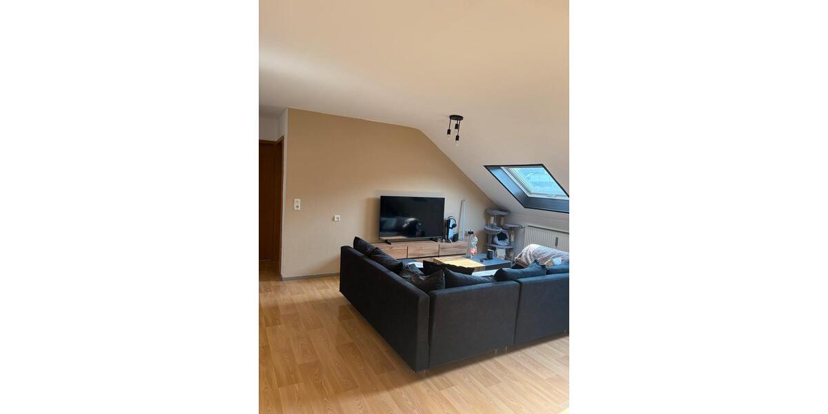 Dachgeschoßwohnung Neustadt an der Aisch - 4 Zimmer, 90 m&sup2;, 1.020&euro; | Angebot:25539728