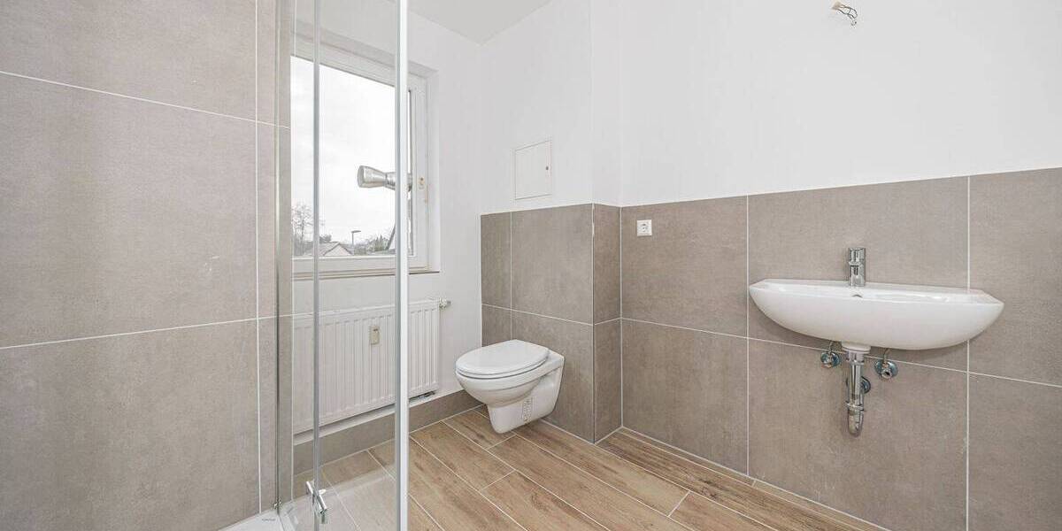 Etagenwohnung Borna Neukirchen - 3 Zimmer, 74 m&sup2;, 666&euro; | Angebot:25912919