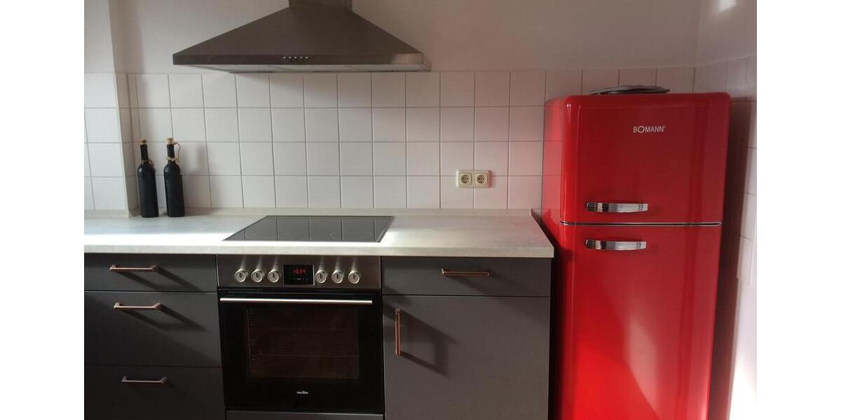 Helles WG-Zimmer in einer 2er WG in der Bayreuther Innenstadt 3 zimmer