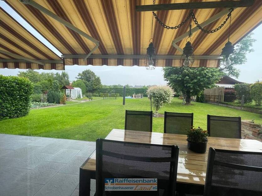 Garten, Terrasse, Garage und Carport inkl. - 3 Zi-EG-Wohnung