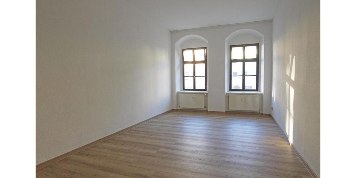Etagenwohnung Hainichen - 3 Zimmer, 90 m&sup2;, 496&euro; | Angebot:26477168