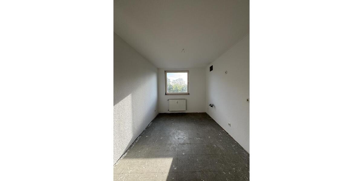 Dachgeschoßwohnung Duisburg Walsum - 3.5 Zimmer, 71 m&sup2;, 375&euro; | Angebot:26568667