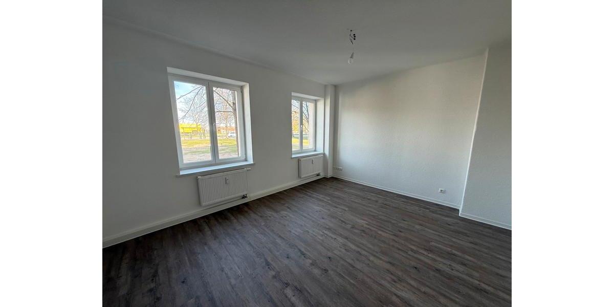 Erdgeschoßwohnung Dresden Cotta - 6 Zimmer, 124 m&sup2;, 1.086&euro; | Angebot:26684549
