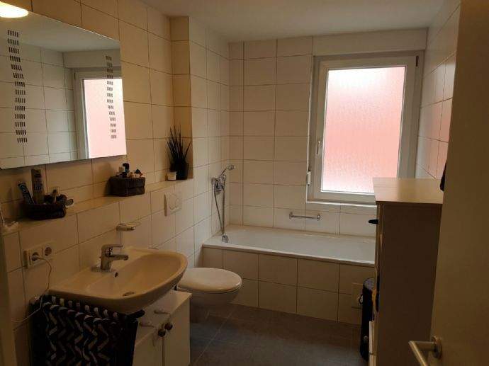Etagenwohnung Villingen-Schwenningen Schwenningen - 3 Zimmer, 90 m&sup2;, 960&euro; | Angebot:26318670