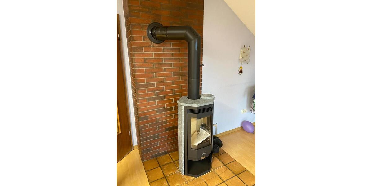 Dachgeschoßwohnung Mönchberg - 2 Zimmer, 66 m&sup2;, 450&euro; | Angebot:26686950