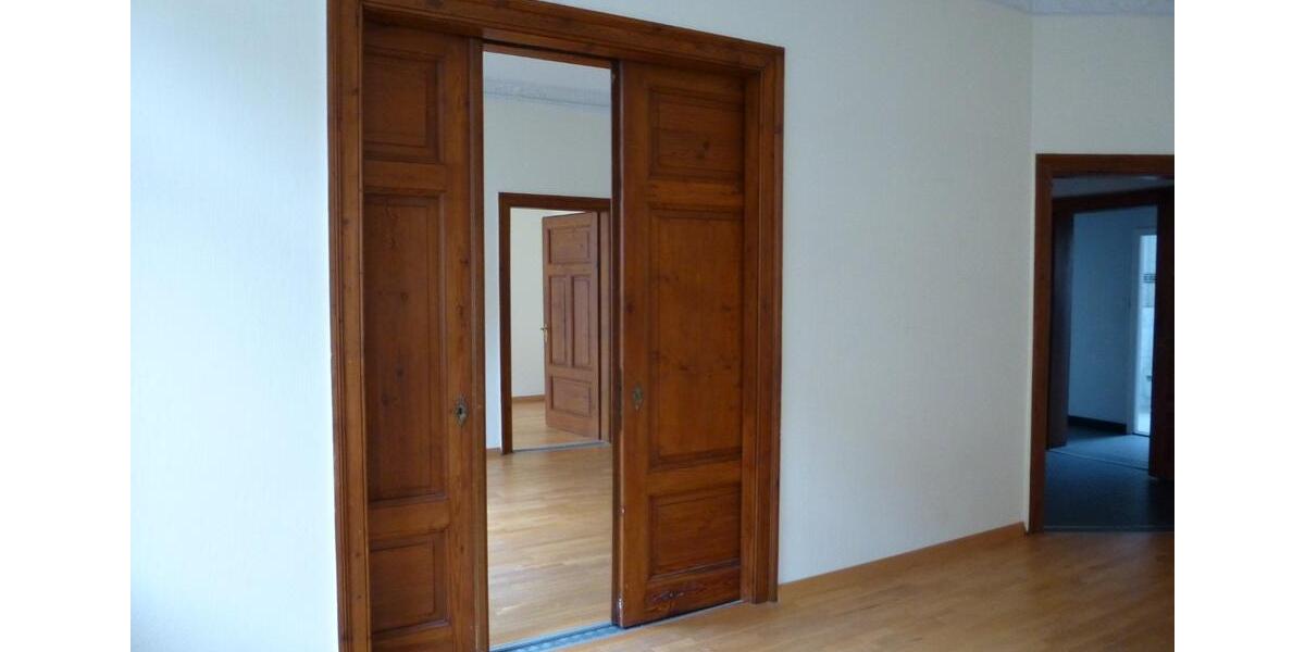 Hochparterre Hameln - 4 Zimmer, 98 m&sup2;, 798&euro; | Angebot:24715521