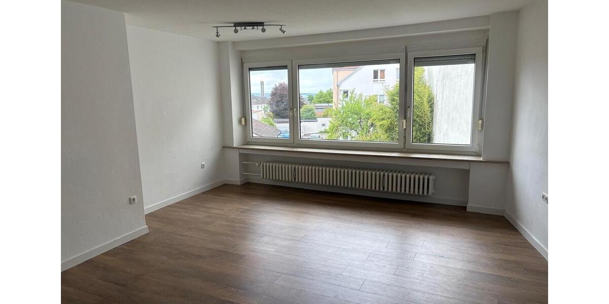 Etagenwohnung Petersberg - 3 Zimmer, 78 m&sup2;, 700&euro; | Angebot:26686673