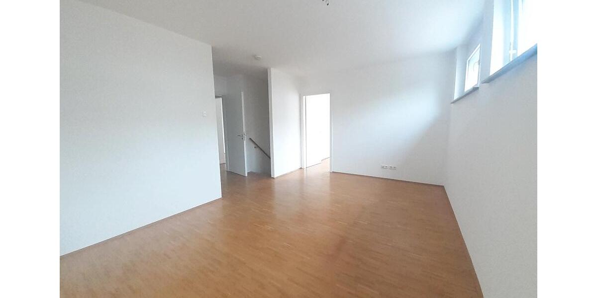 Etagenwohnung Ostfildern - 4 Zimmer, 104 m&sup2;, 1.310&euro; | Angebot:26544132