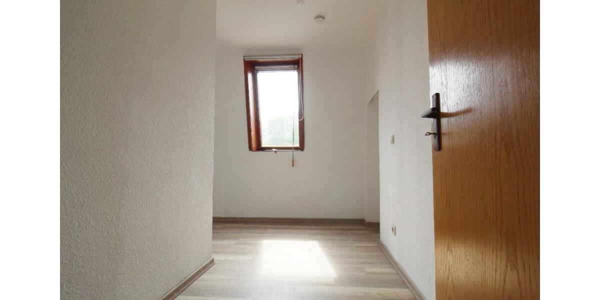 Etagenwohnung Lunzenau - 4 Zimmer, 81 m&sup2;, 430&euro; | Angebot:24940982
