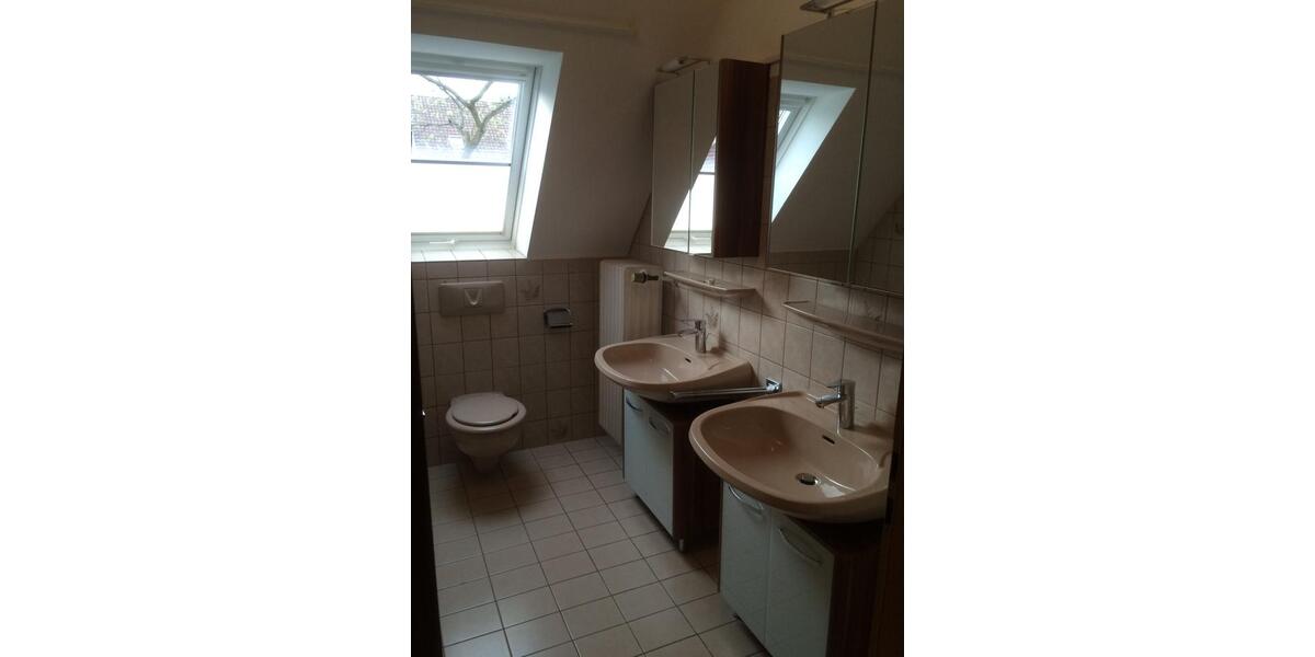 Reihenhaus Erlangen Alterlangen - 6 Zimmer, 149 m&sup2;, 1.700&euro; | Angebot:24544402