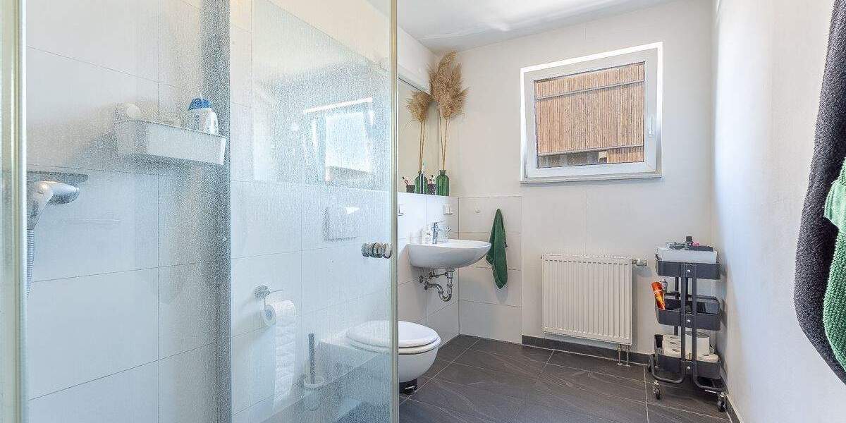 Einfamilienhaus Kassel Nord-Holland - 2 Zimmer, 730&euro; | Angebot:25846761